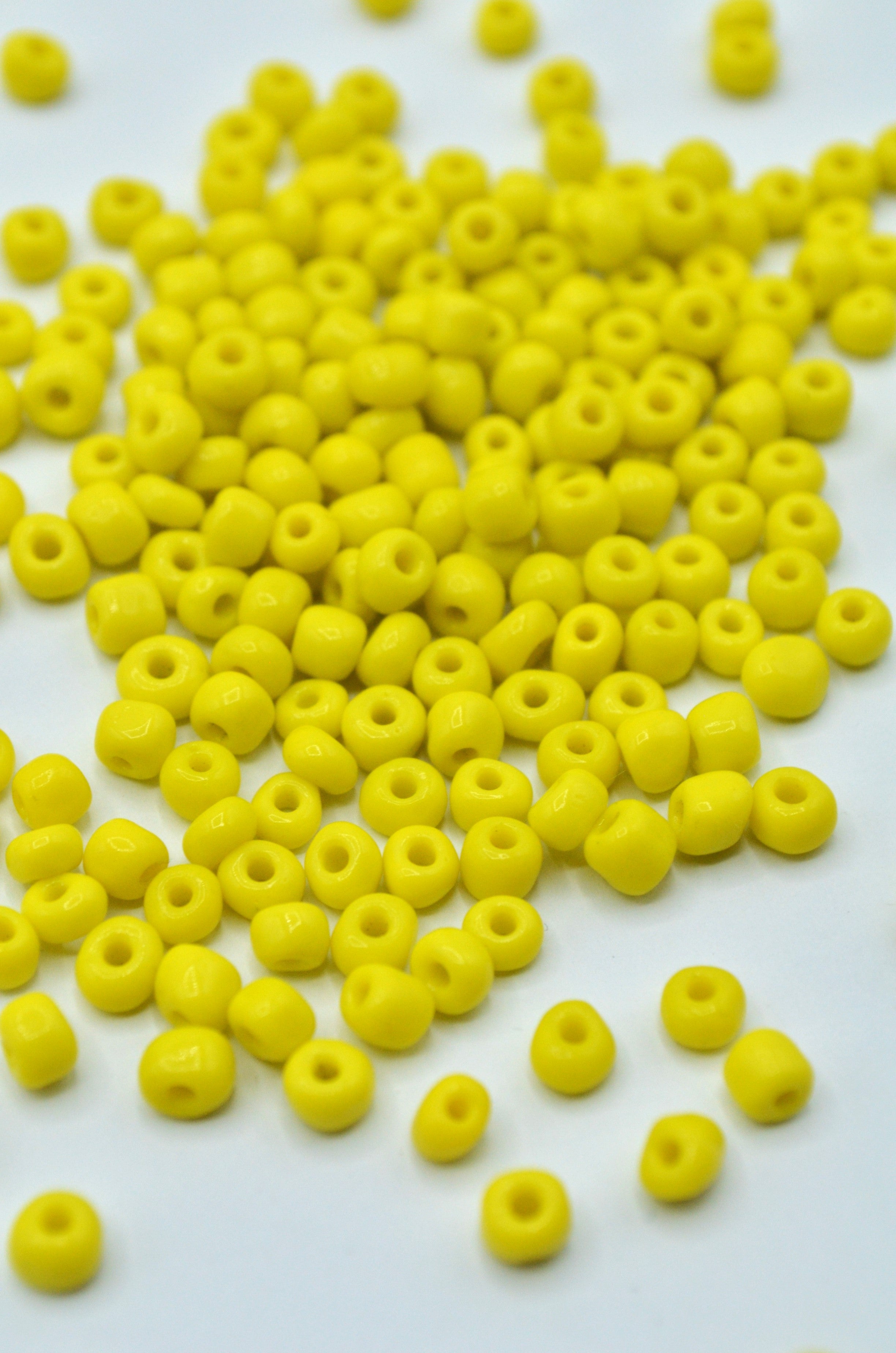 Margele 4mm, 35gr Galben