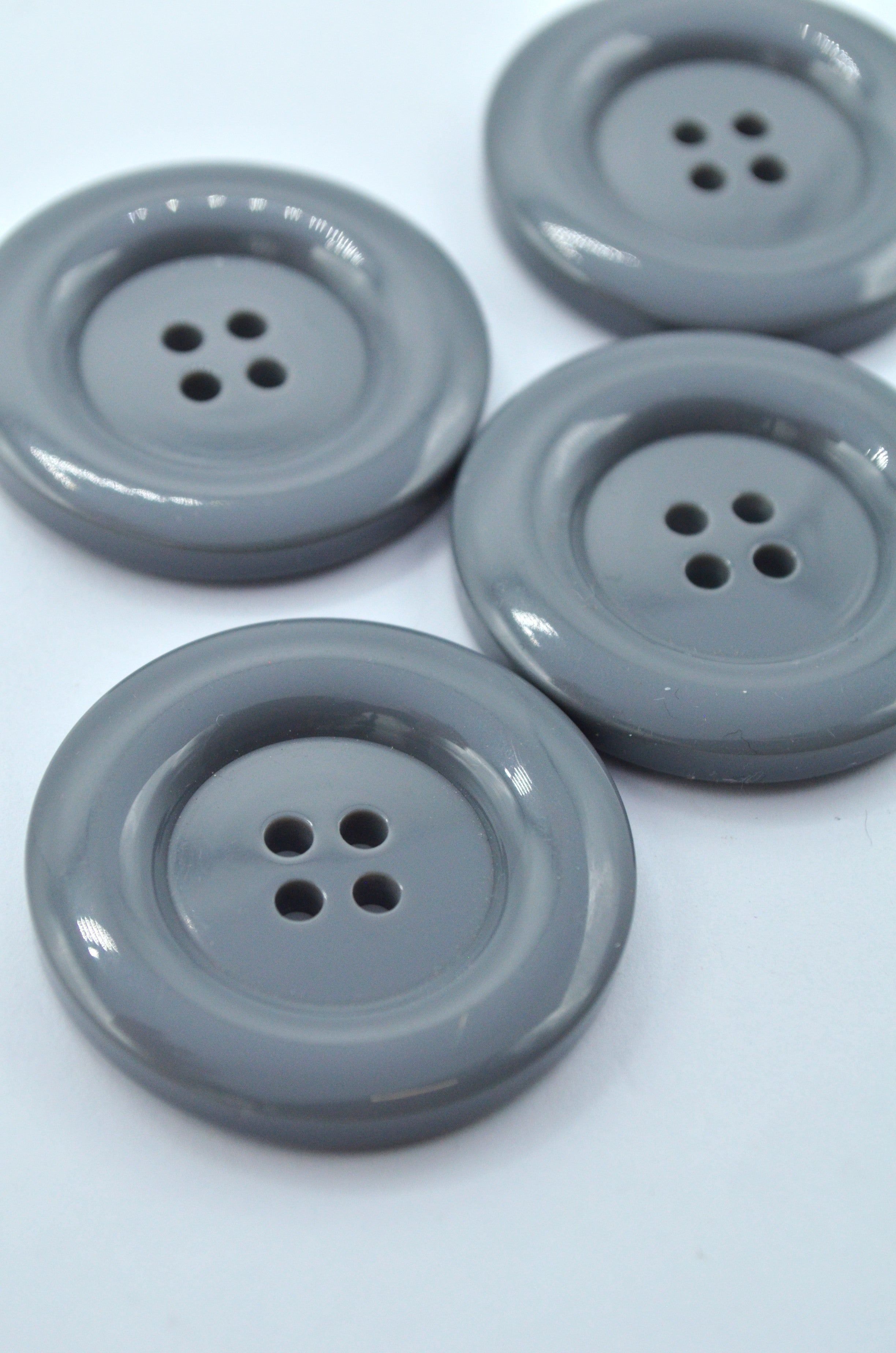 Nasturi De Plastic 37mm, Gri