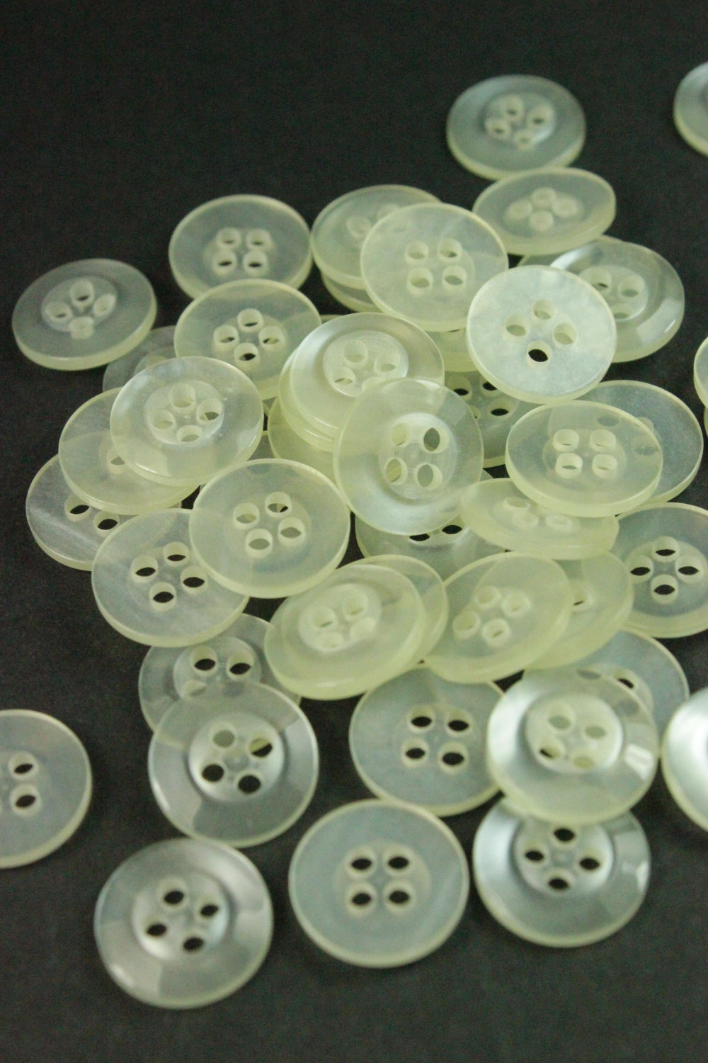 Nasturi De Camasa, 11mm, Ivoire Transparent