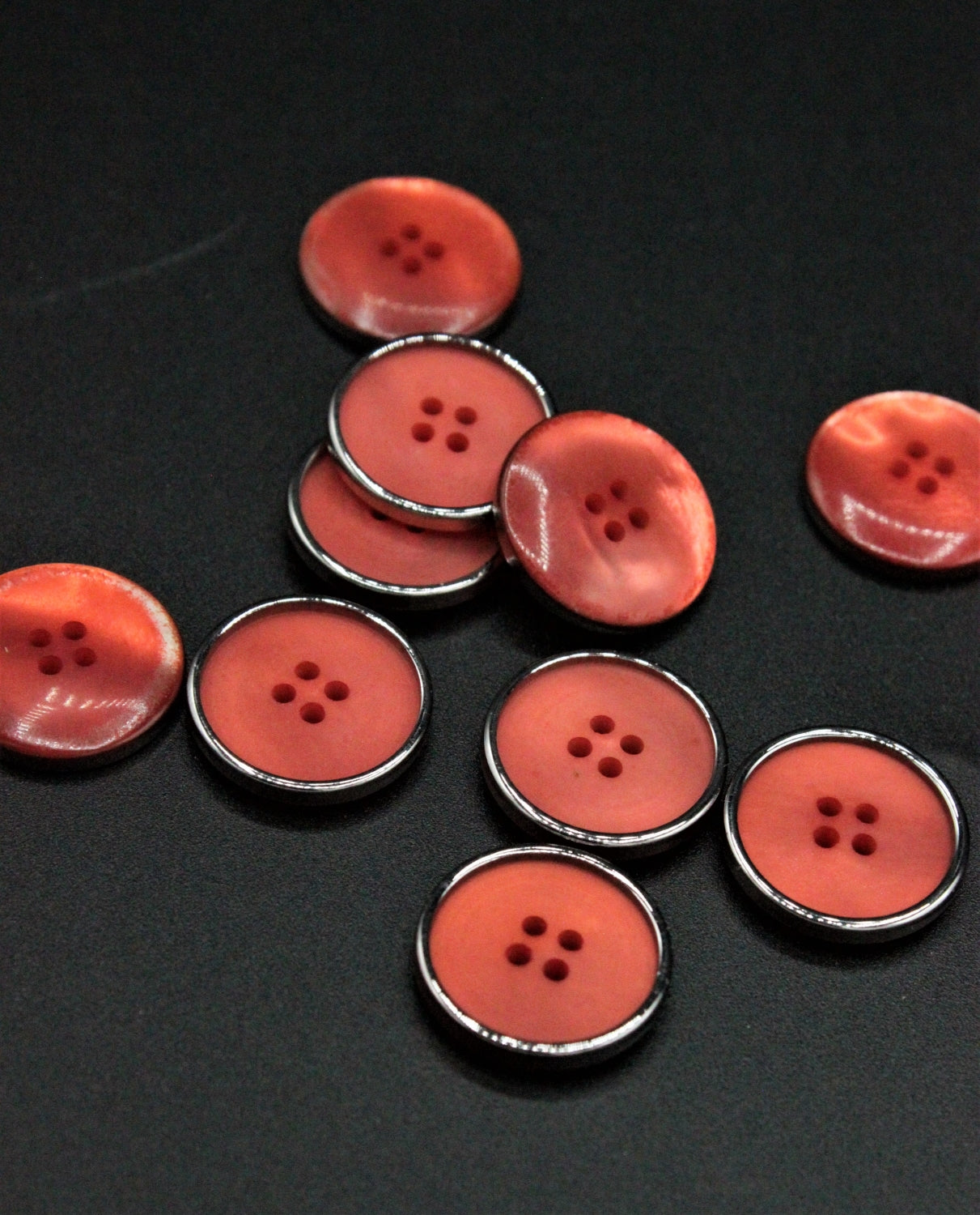 Nasturi De Plastic, 20mm, Corai Cu Argintiu