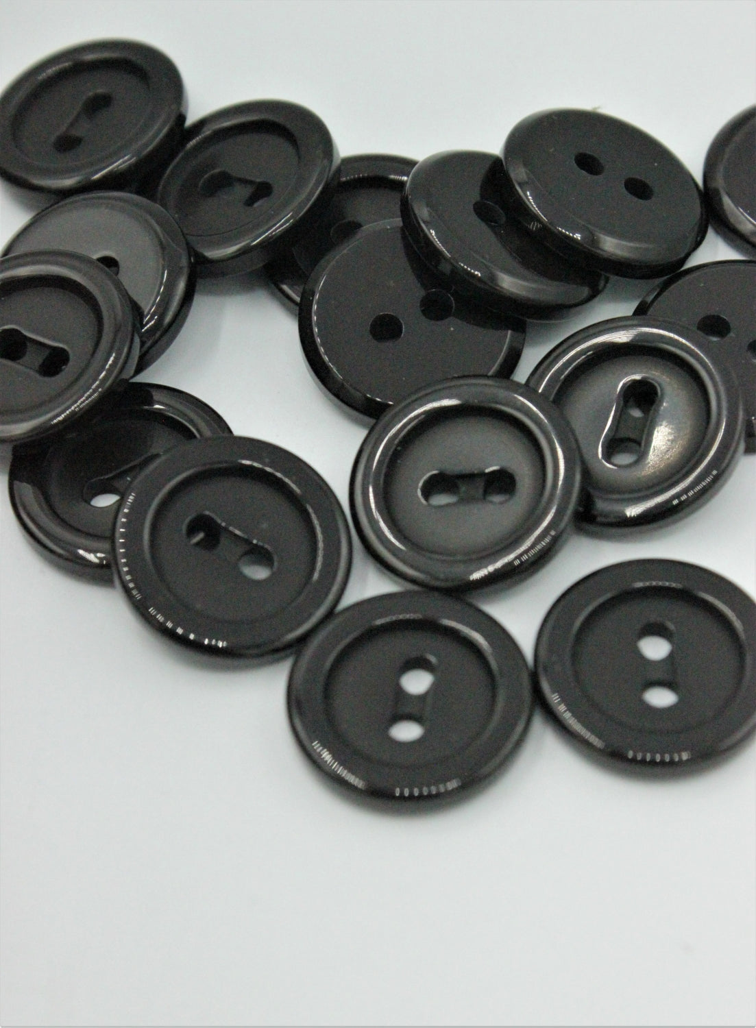 Nasturi De Plastic, 20mm, Maro Inchis