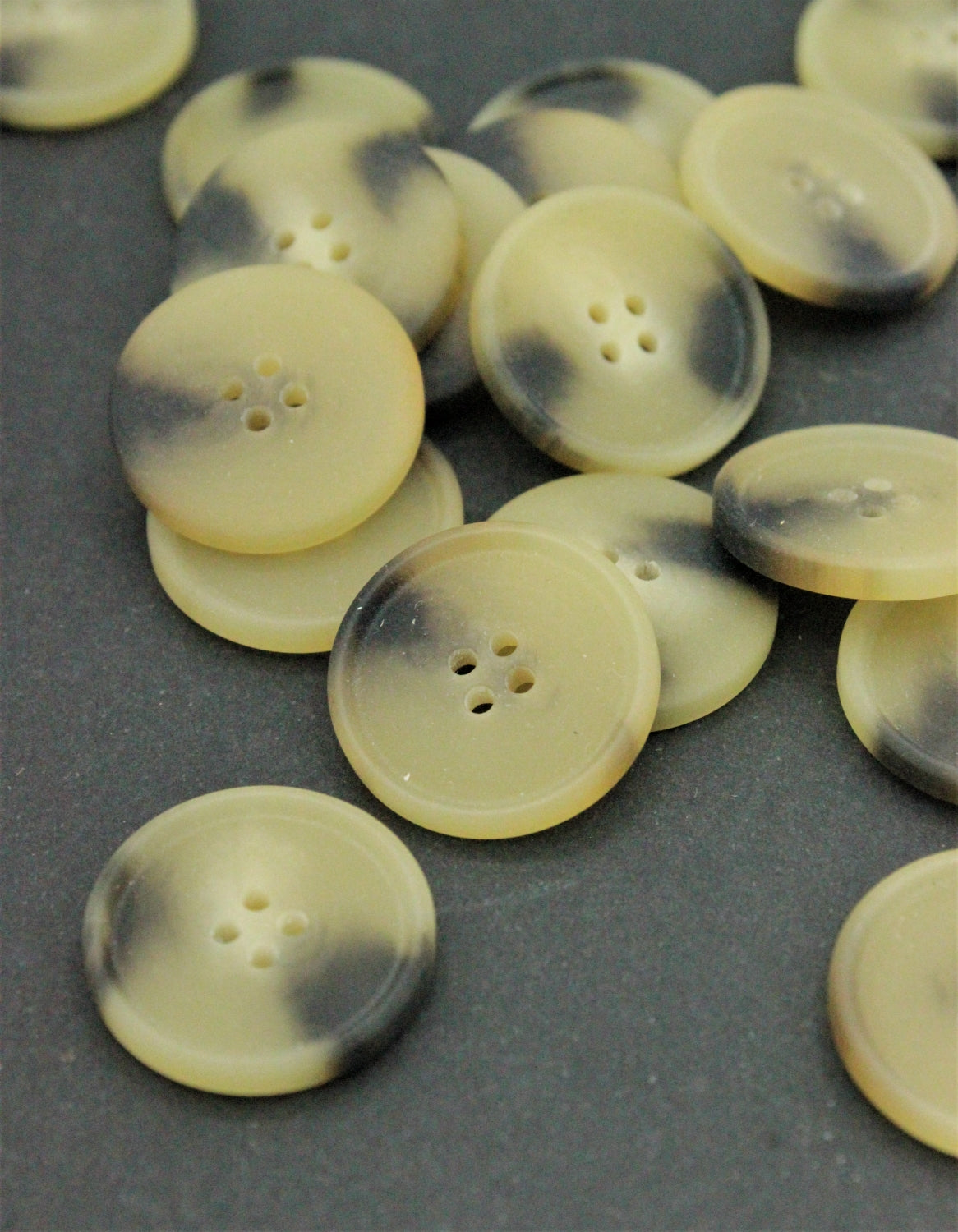 Nasturi De Plastic, 22mm, Bej