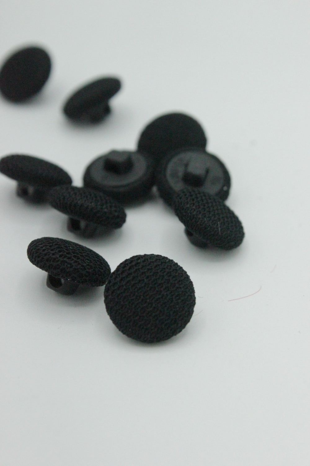 Nasturi Imbracati 11mm, Negru