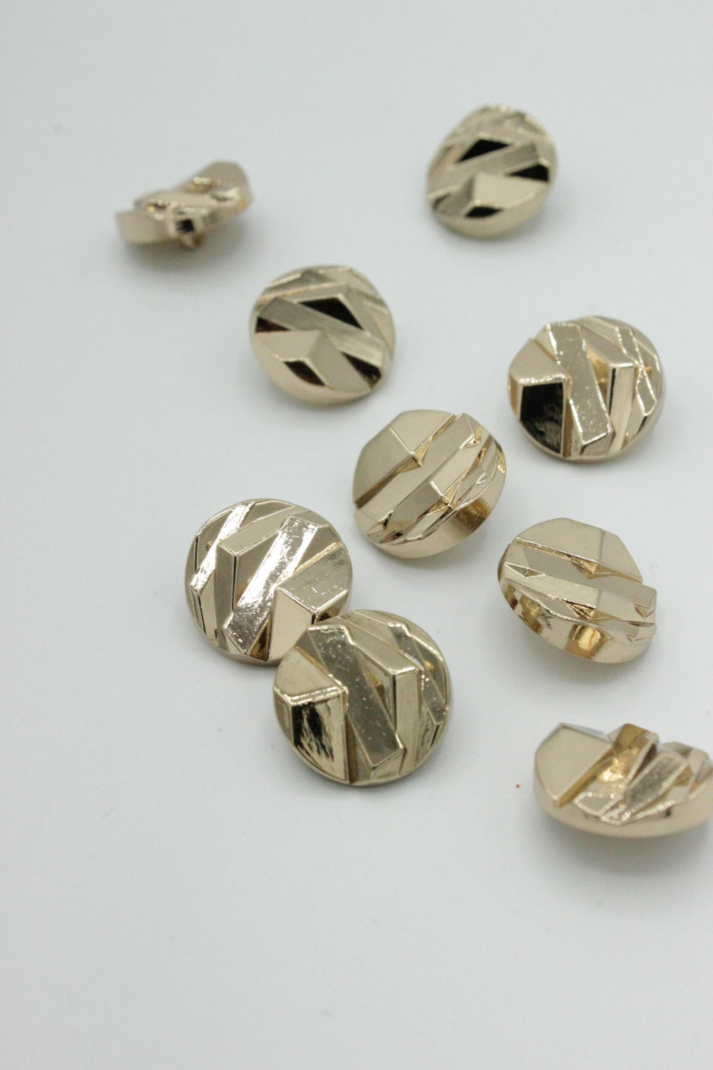 Nasturi Metalici, 18mm, Auriu