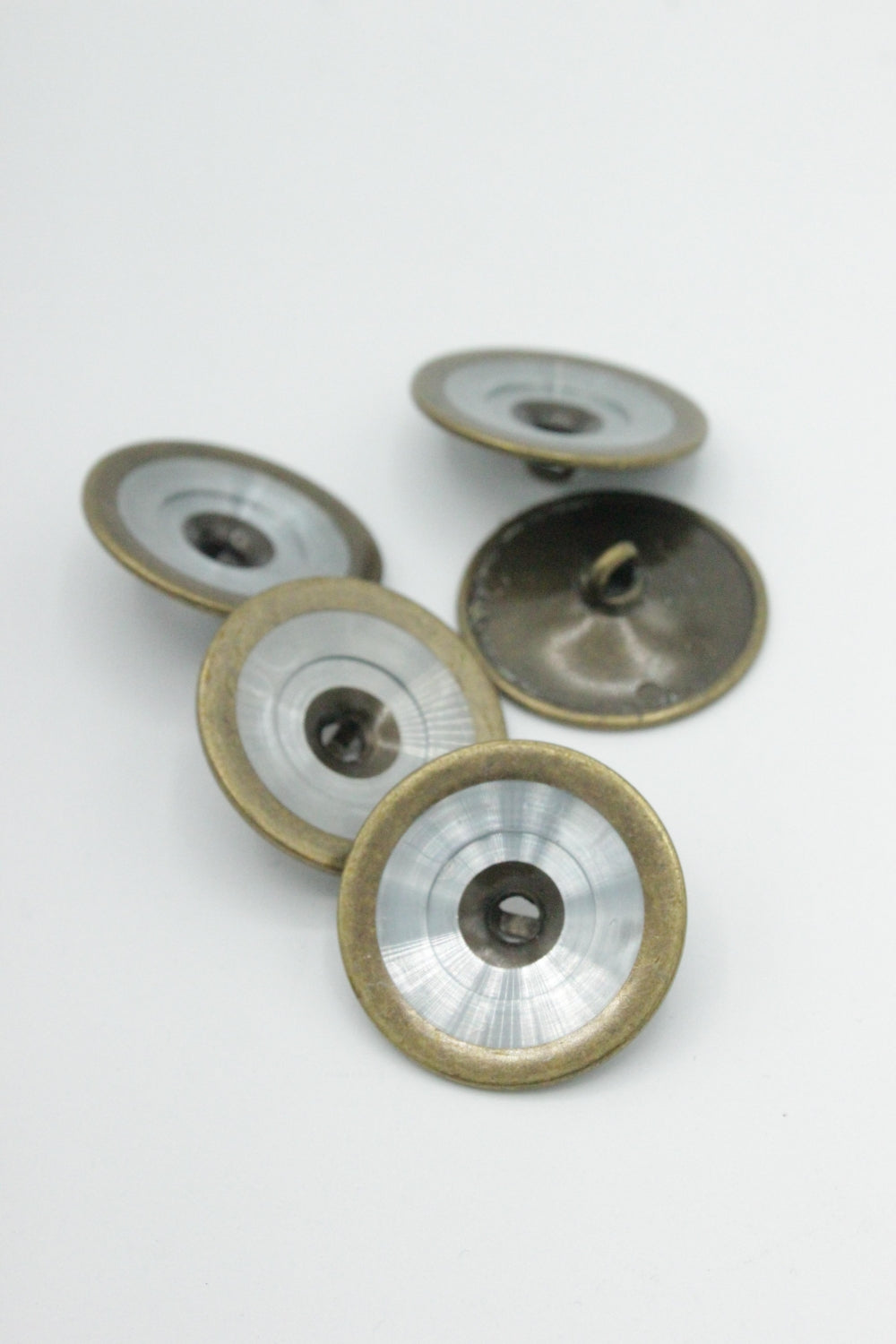 Nasturi Metalici, 22mm