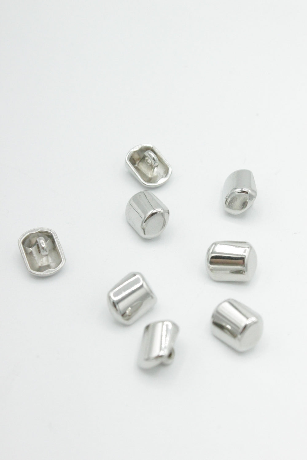 Nasturi Metalici, 7x9mm, Argintiu Inchis