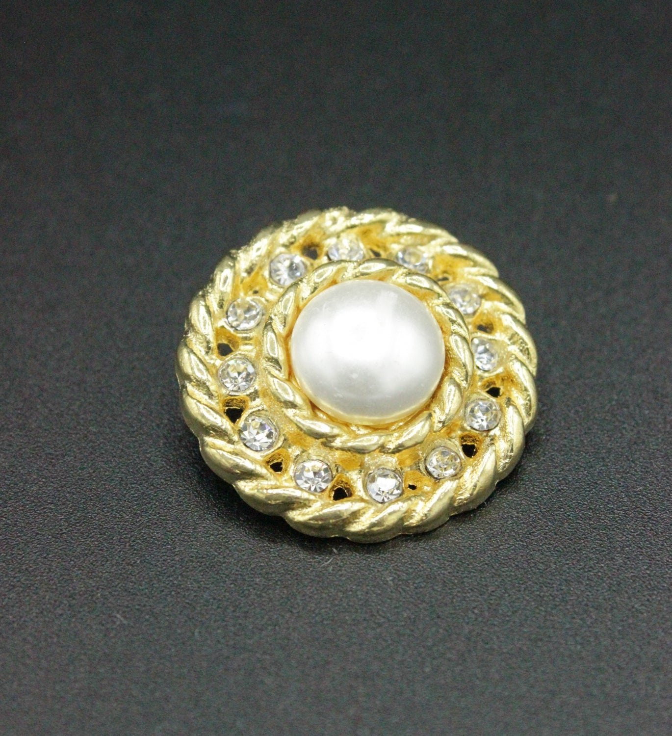 Nasturi Metalici Cu Stras Si Perle, 28mm, Auriu