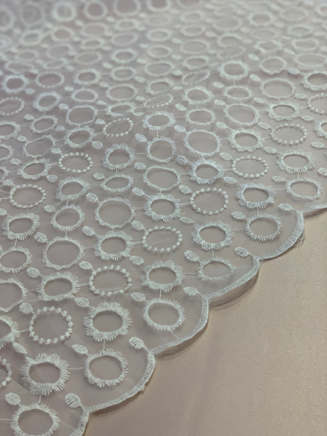 Organza Brodata Crem