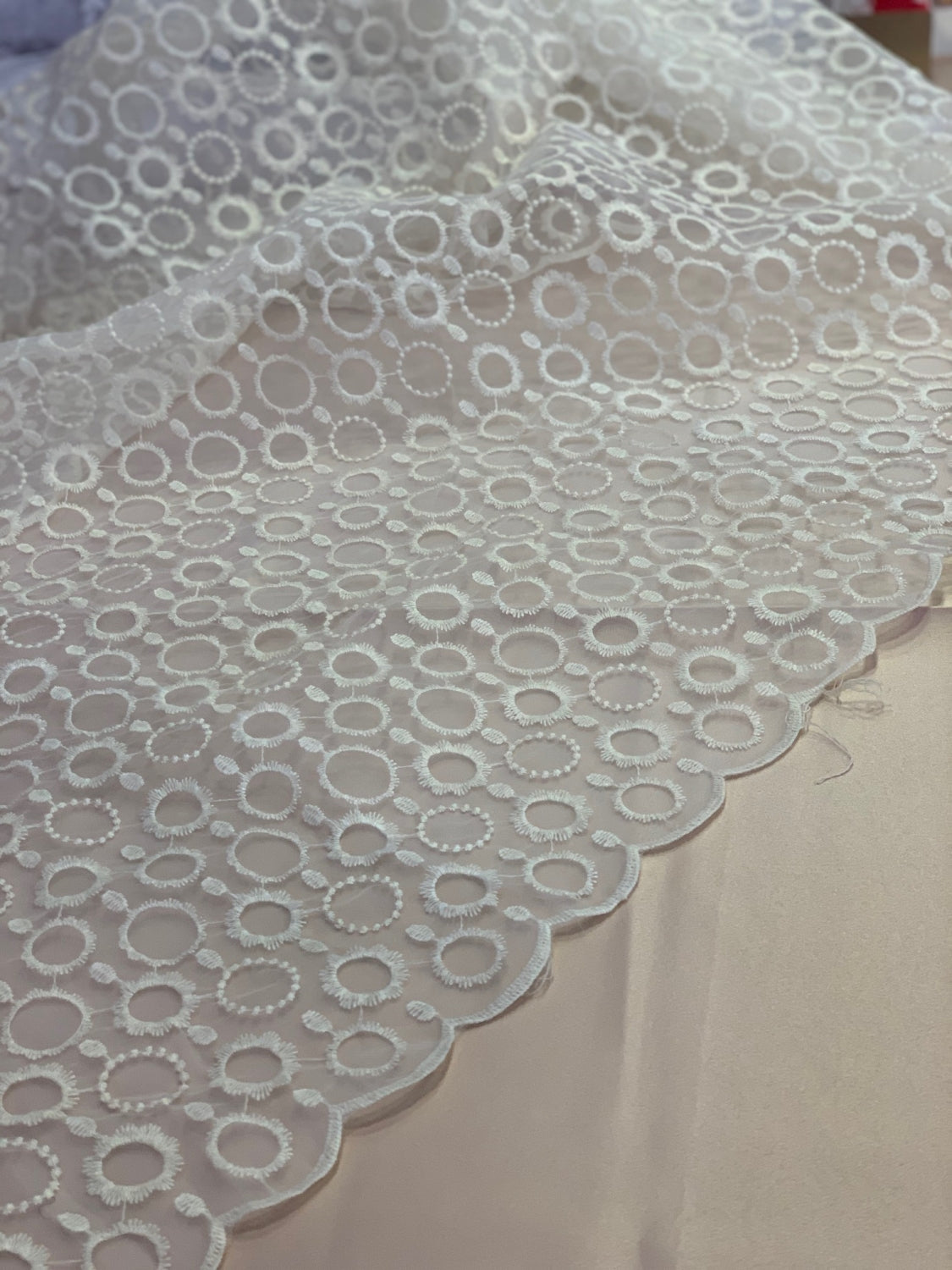 Organza Brodata Crem