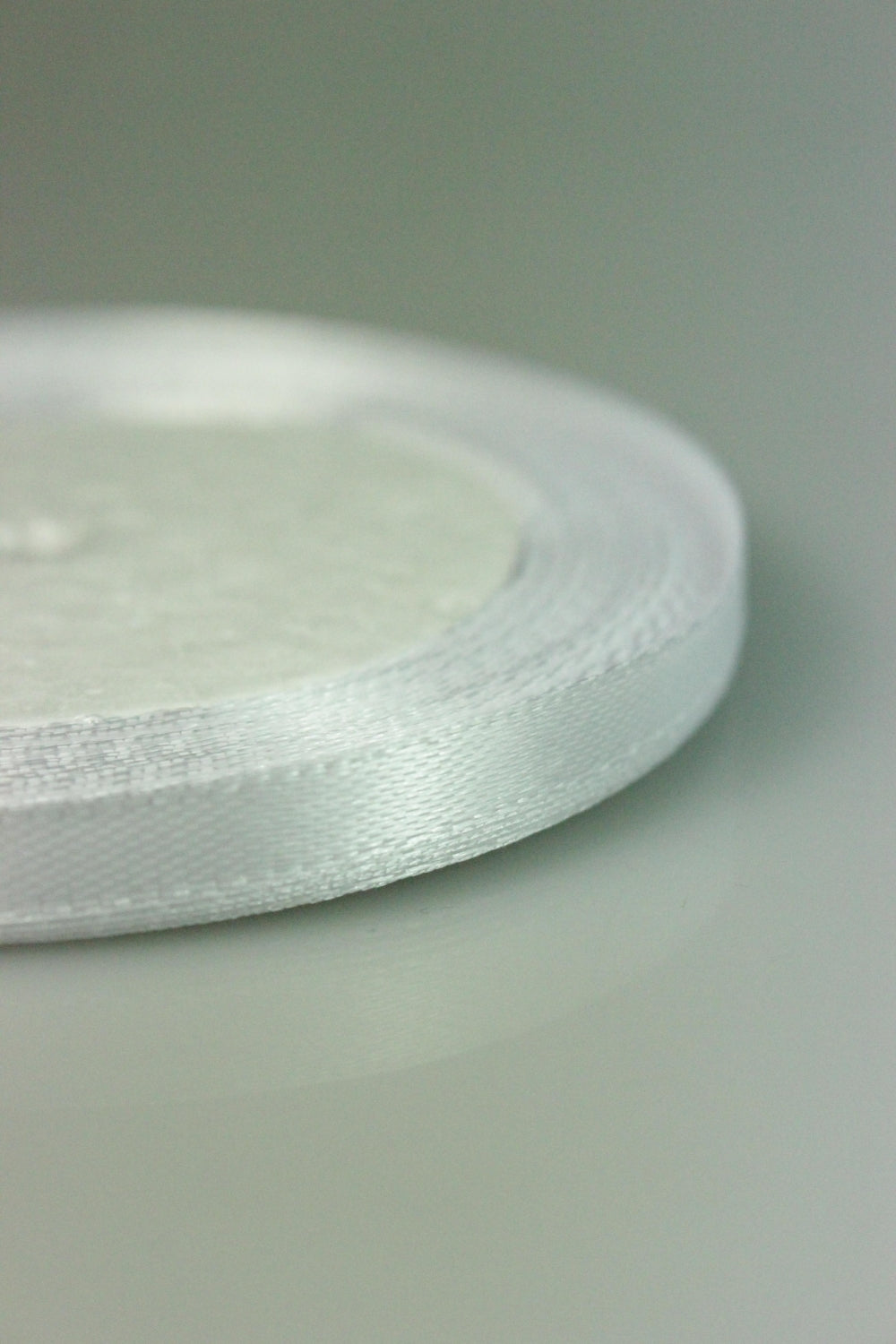 Panglica Saten 7mm, Alb, 22m/Rola
