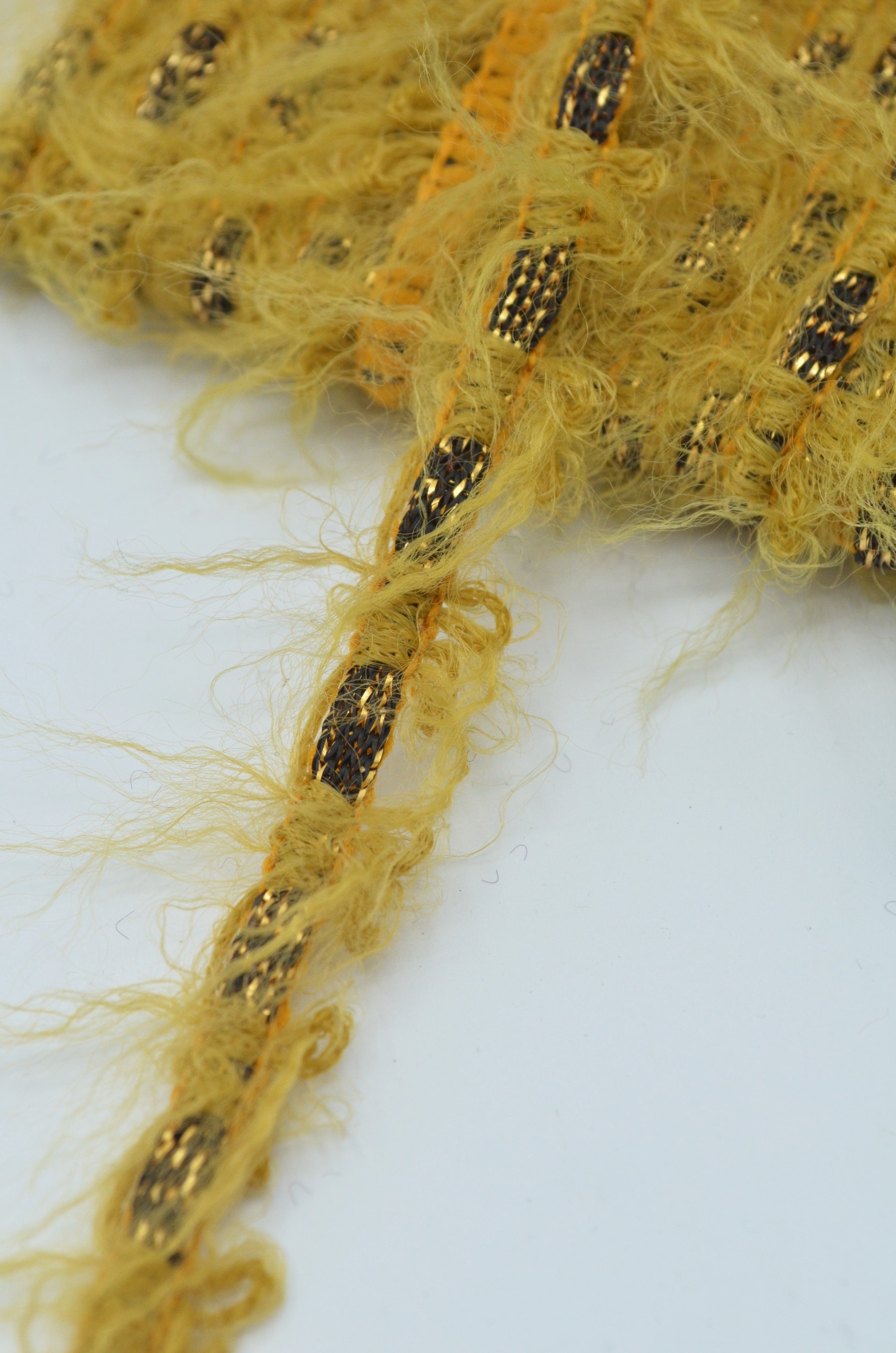 Pasmanterie 10mm, Mustar