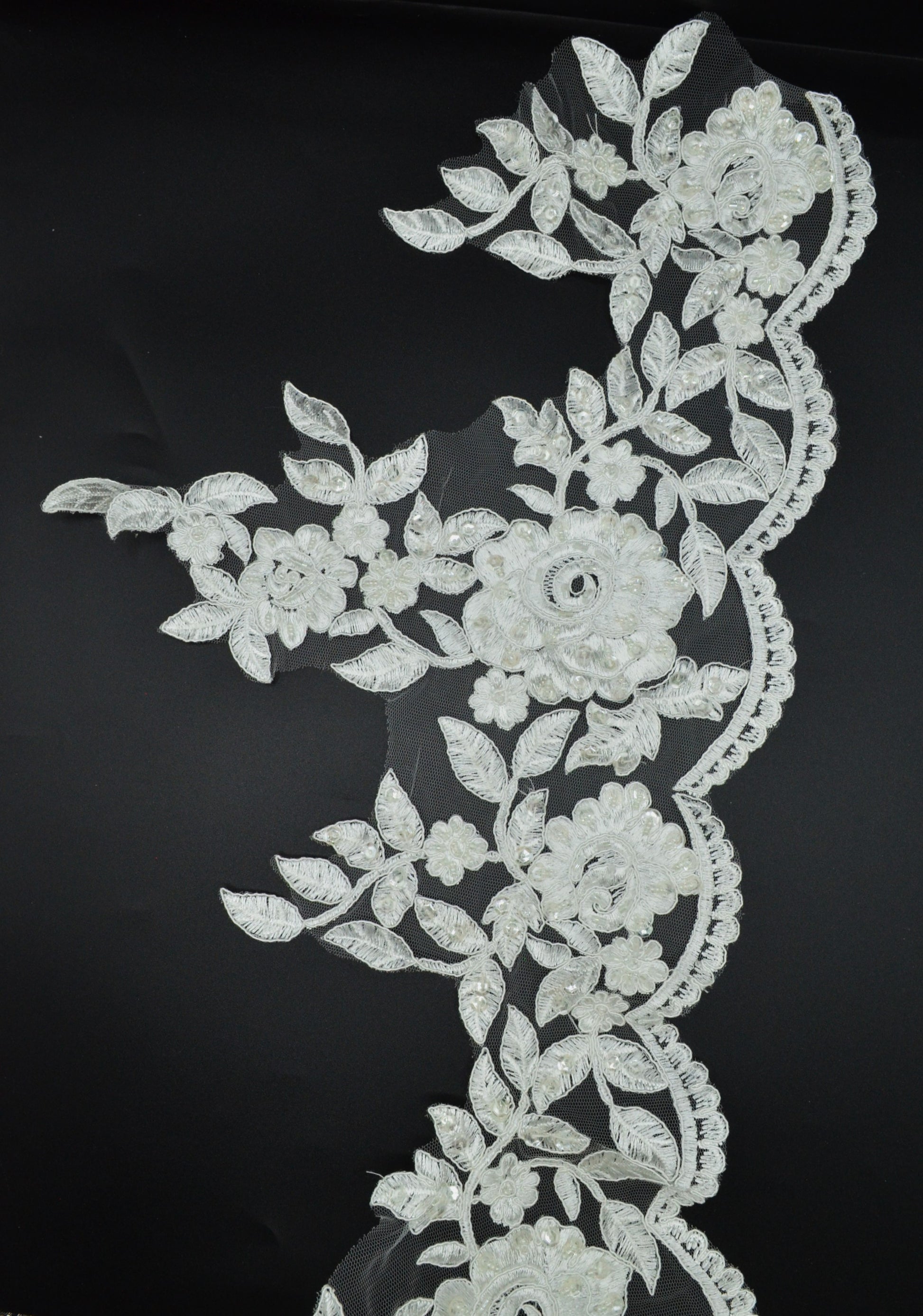Broderie Cu Margele Ivoire, 23cm