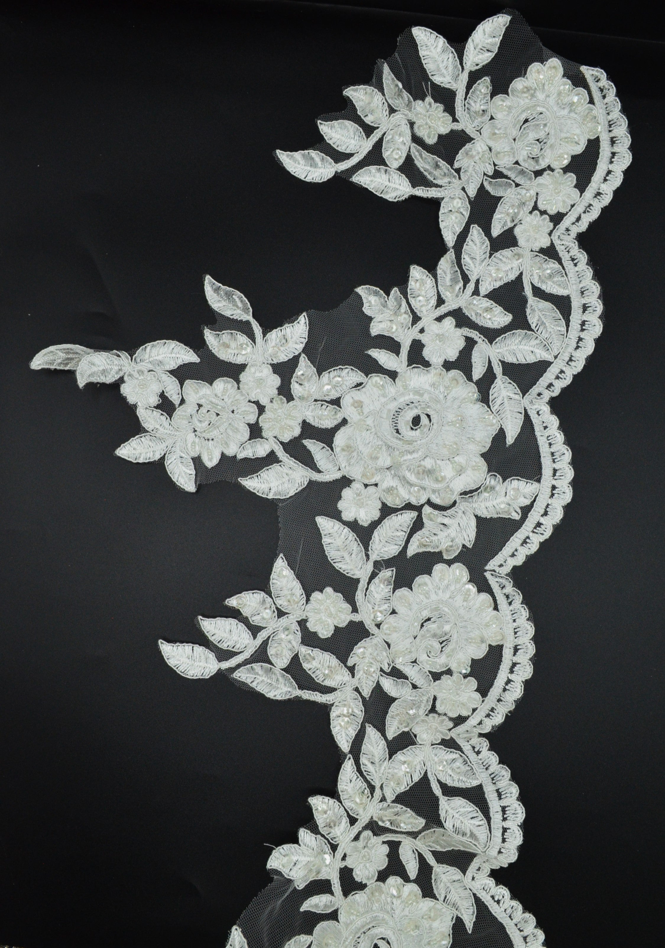 Broderie Cu Margele Ivoire, 23cm