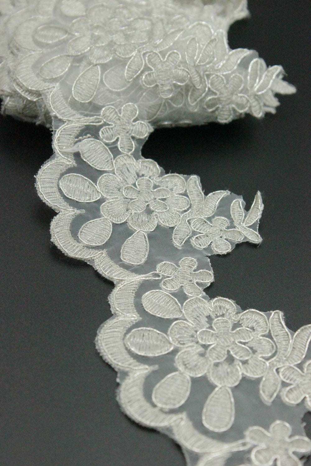 Pasmanterie Argintie 8cm