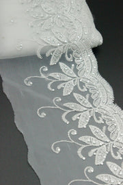 Pasmanterie Brodata Cu Pietre, 14cm. Argintiu