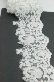 Pasmanterie Brodata Ivoire, 9cm