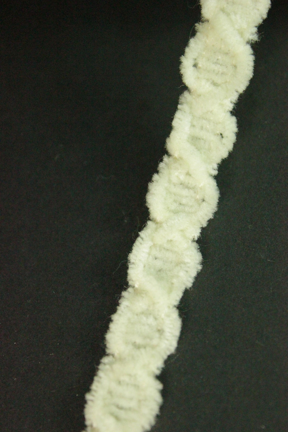 Pasmanterie Crem, 14mm