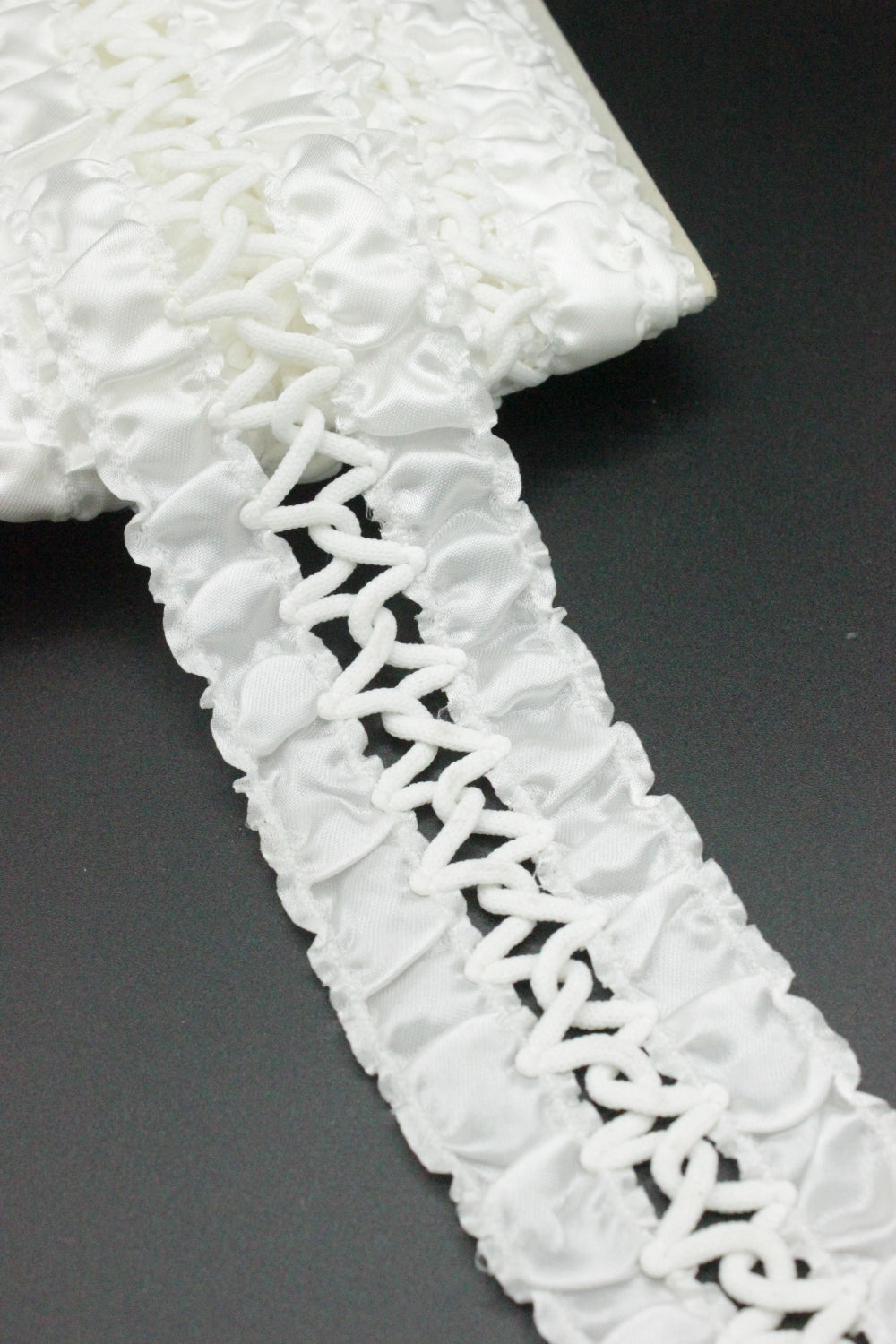 Pasmanterie Decorativa Elastica, Alb, 55mm