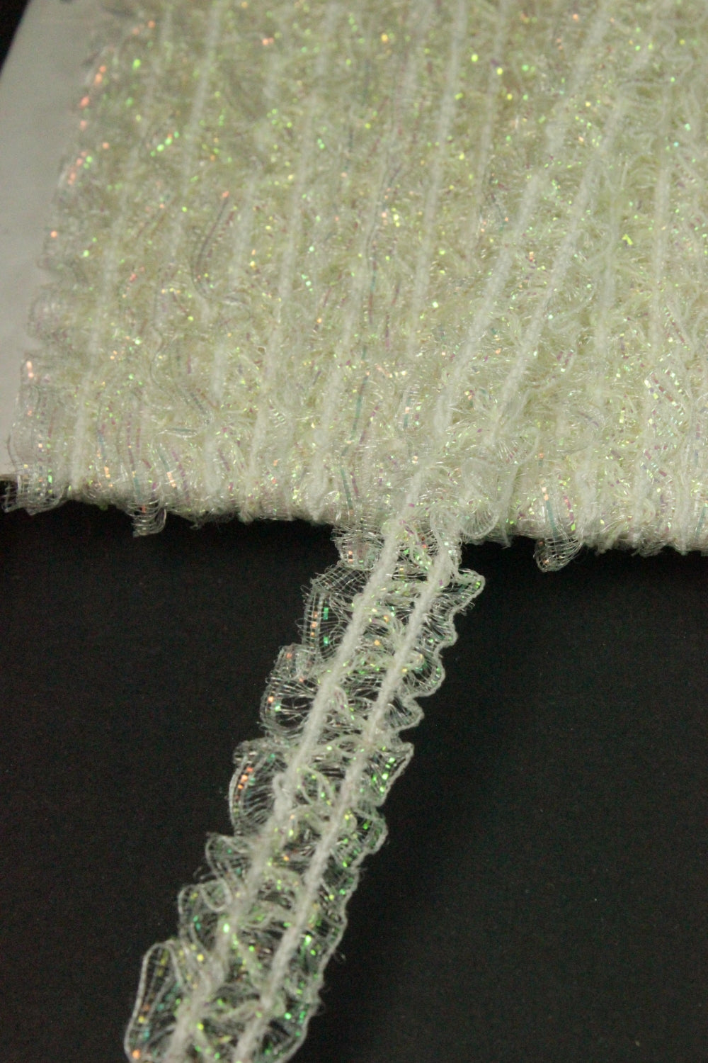 Pasmanterie Elastica Cu Fir Lurex, 15mm