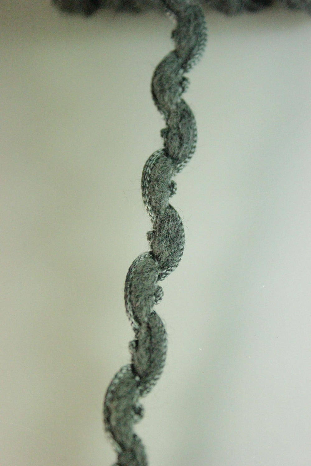 Pasmanterie Tricotata Din Lana, 15mm, Gri
