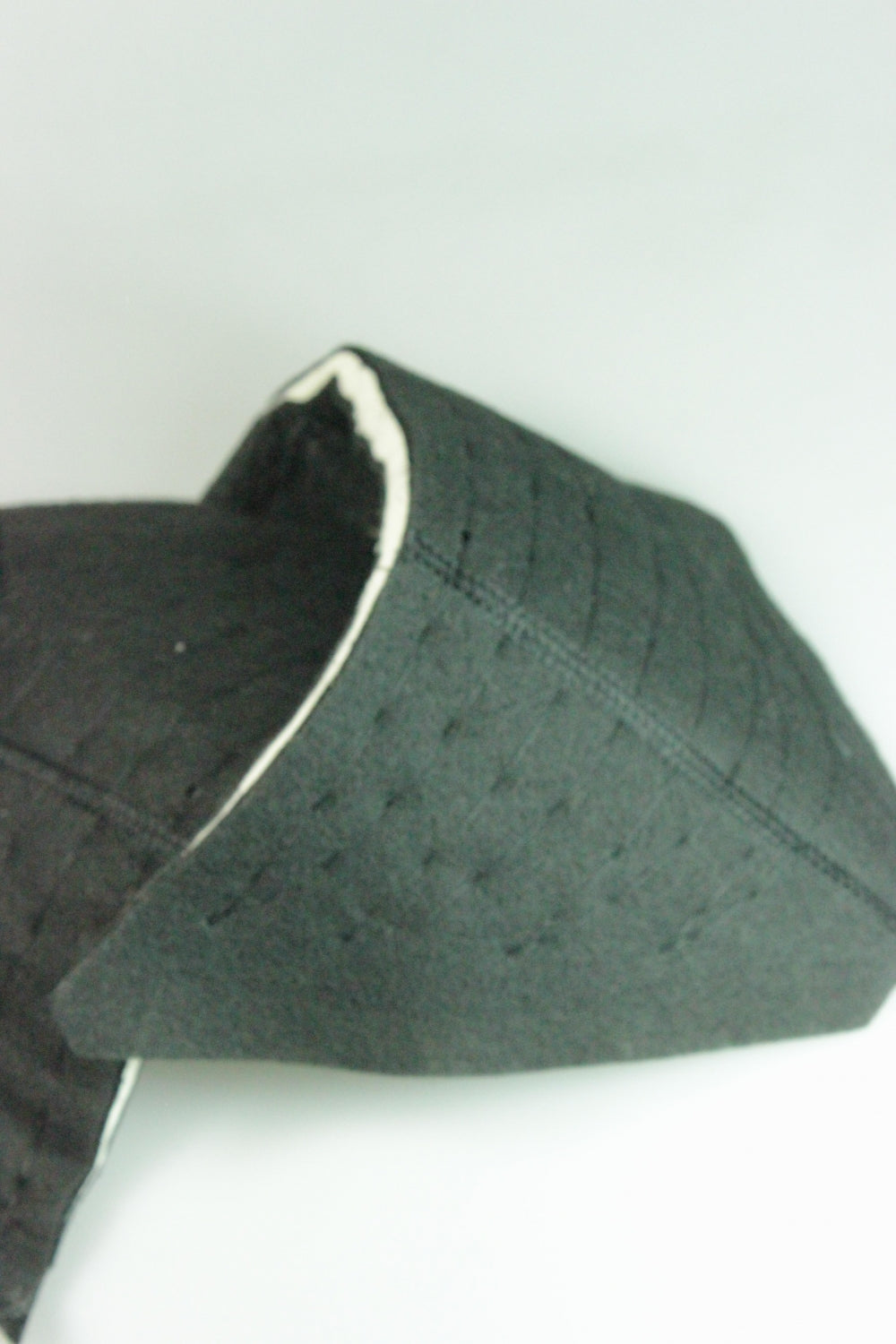 Pernite Umar 220/150/10mm, Negru, Pret/Pereche