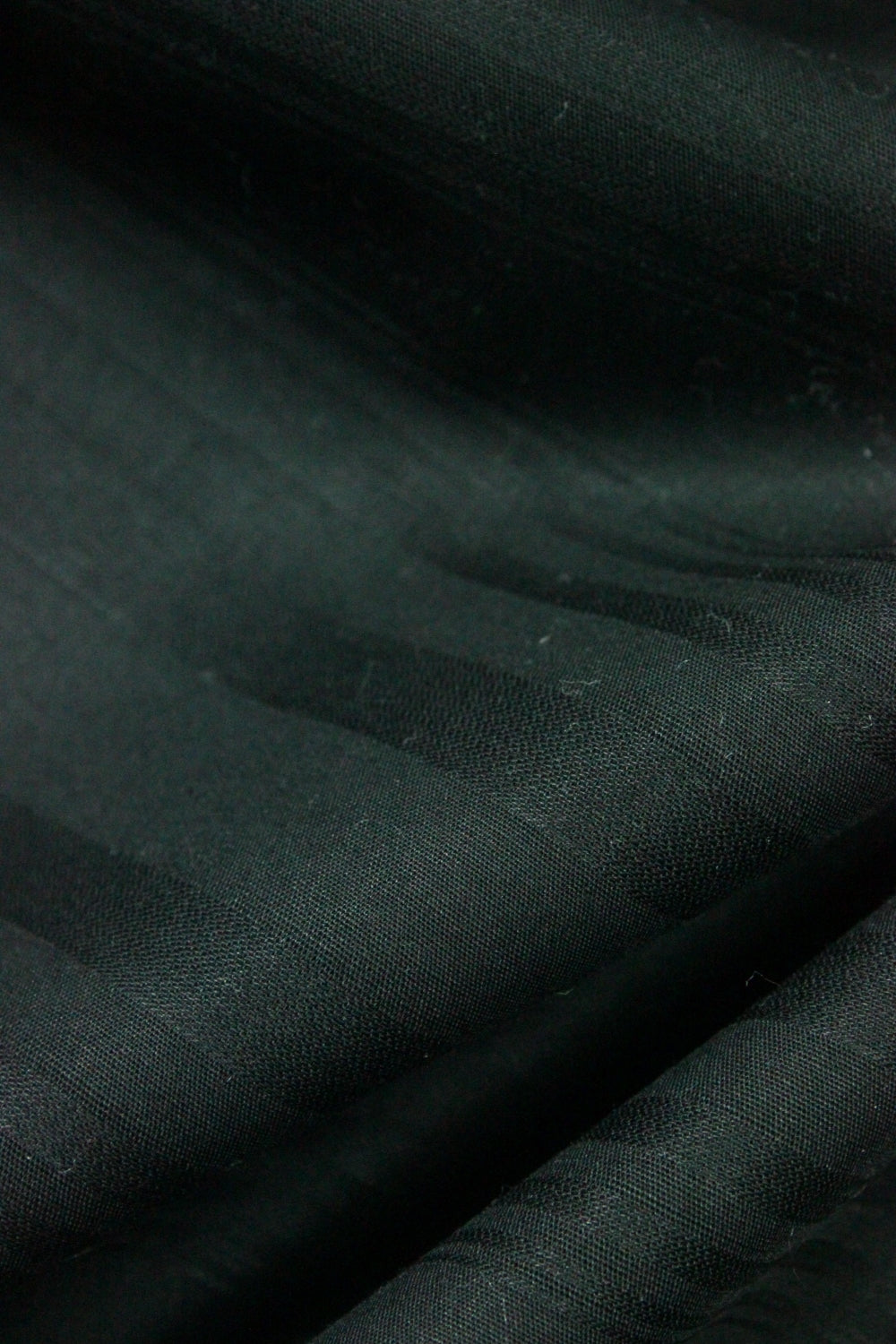Poplin Negru Cu Model Dungi Satinate