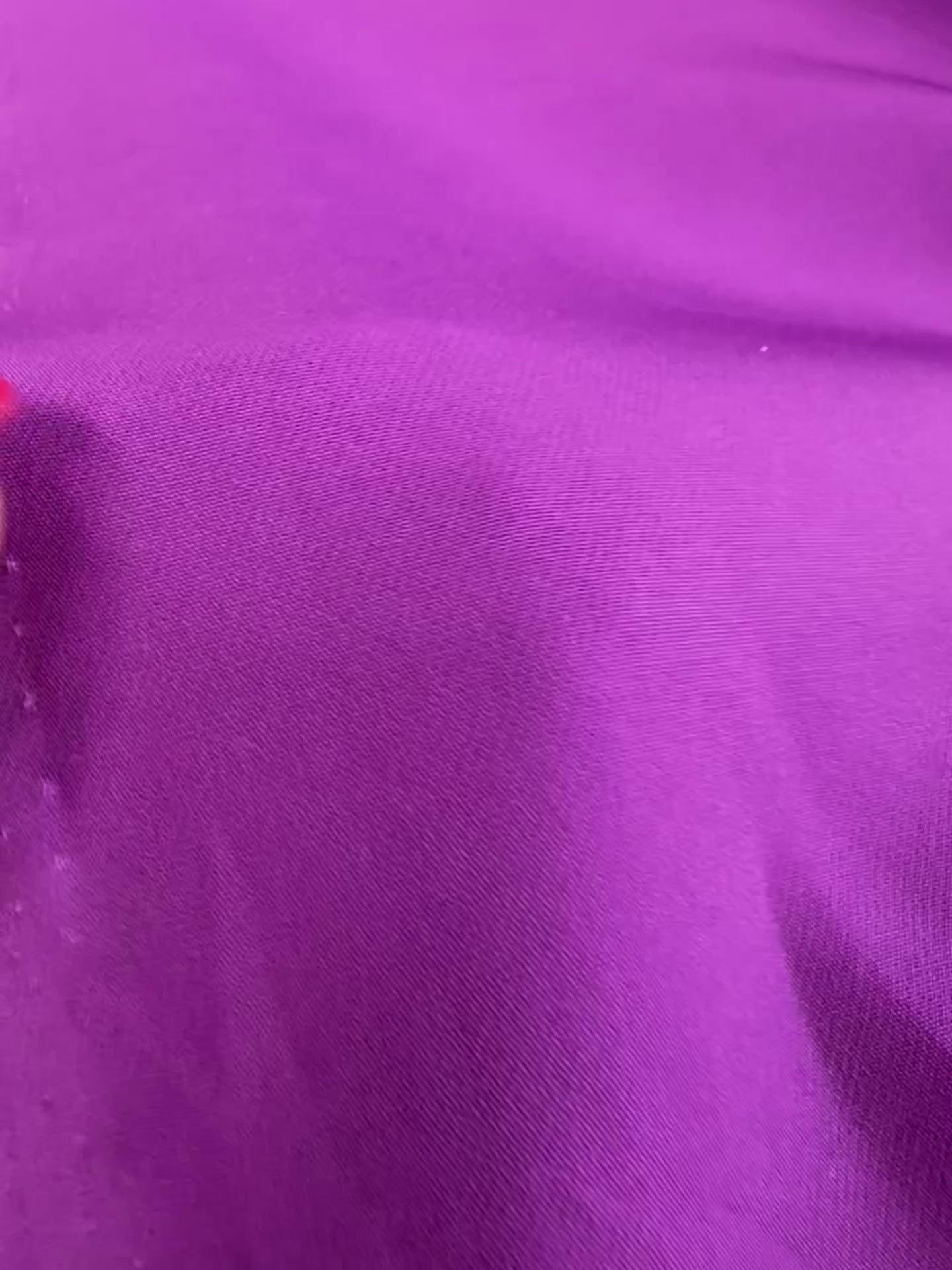 Încărcați videoclipul: Barbie, Mov