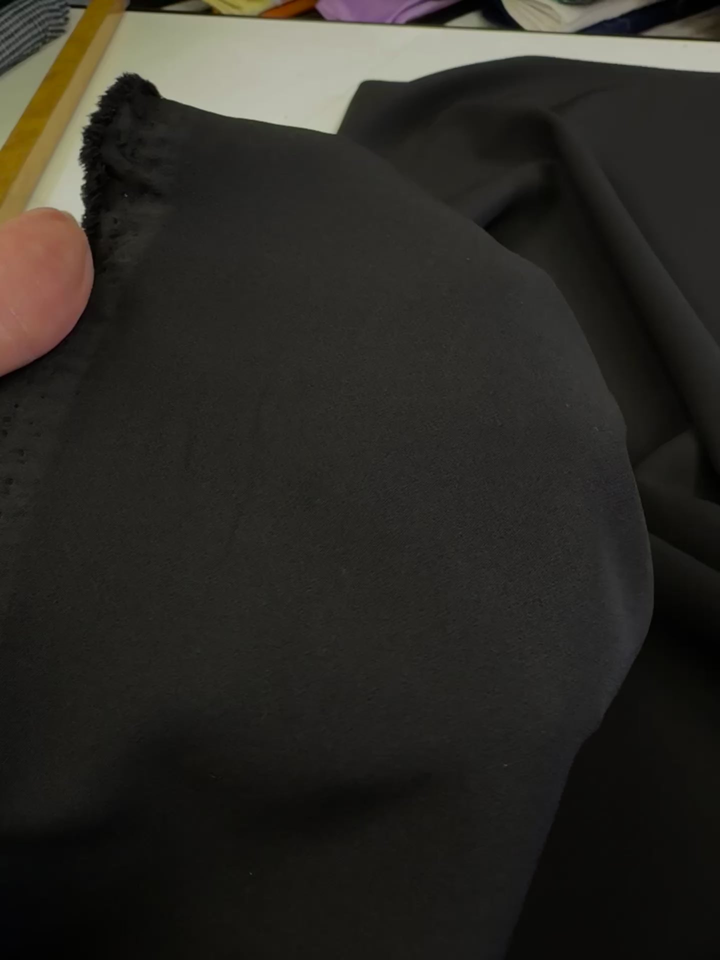 Încărcați videoclipul: Crep Elastic, Negru