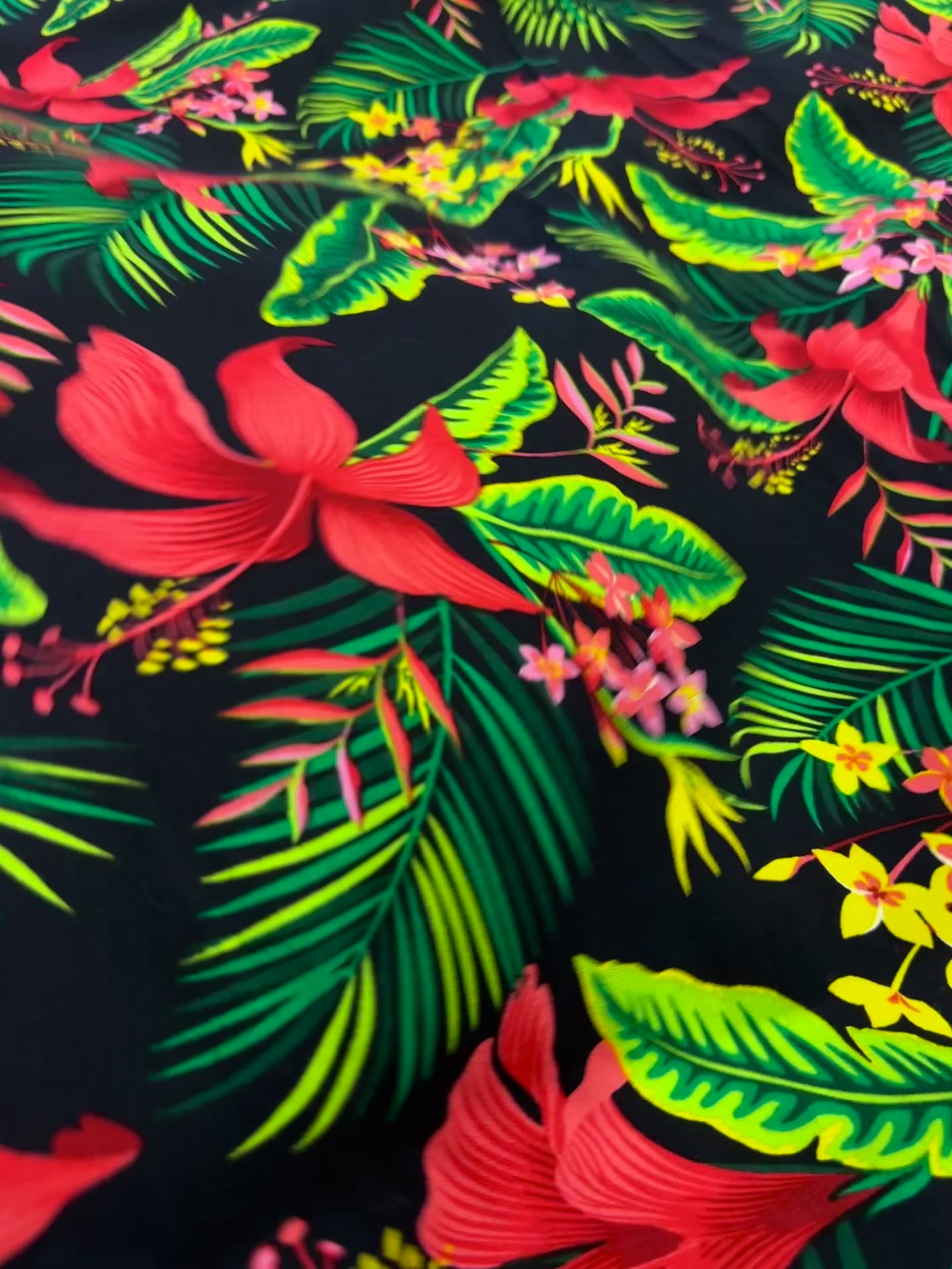 Încărcați videoclipul: Vascoza Imprimată bleumarin