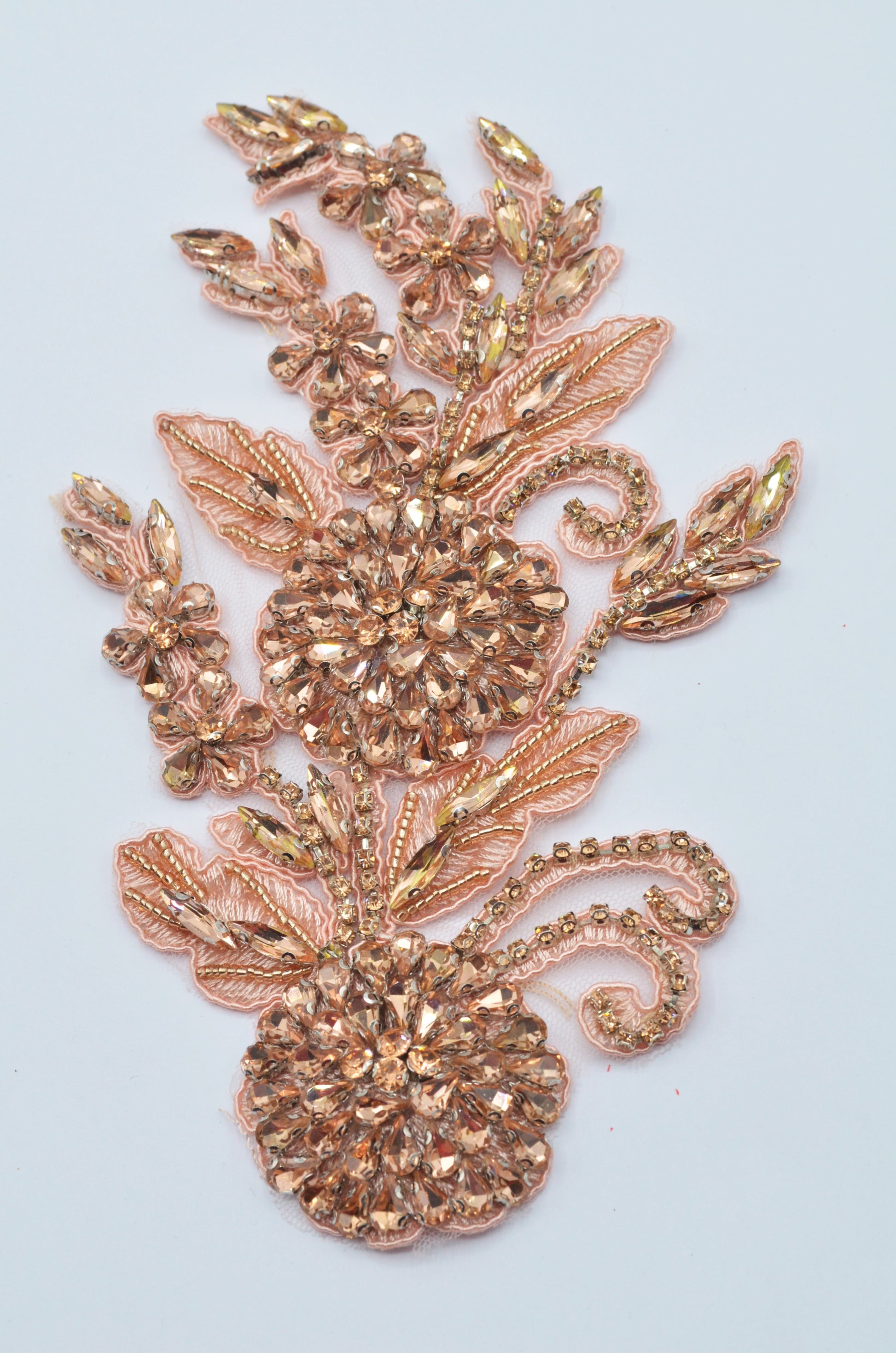 Aplicatie Broderie Pe Tull Cu Pietre 19x13cm, Piersica