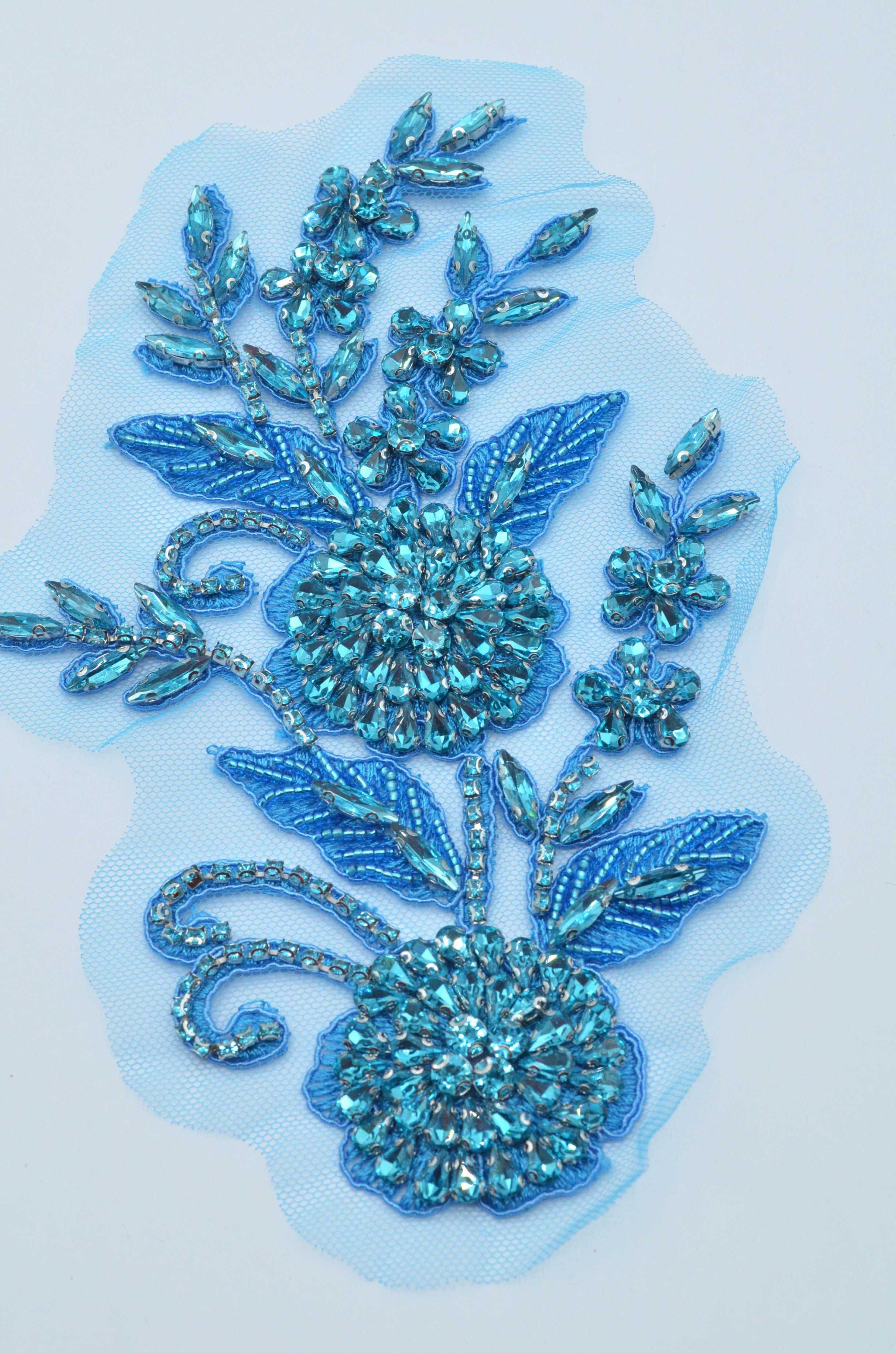 Aplicatie Broderie Pe Tull Cu Pietre 19x13cm, Albastru