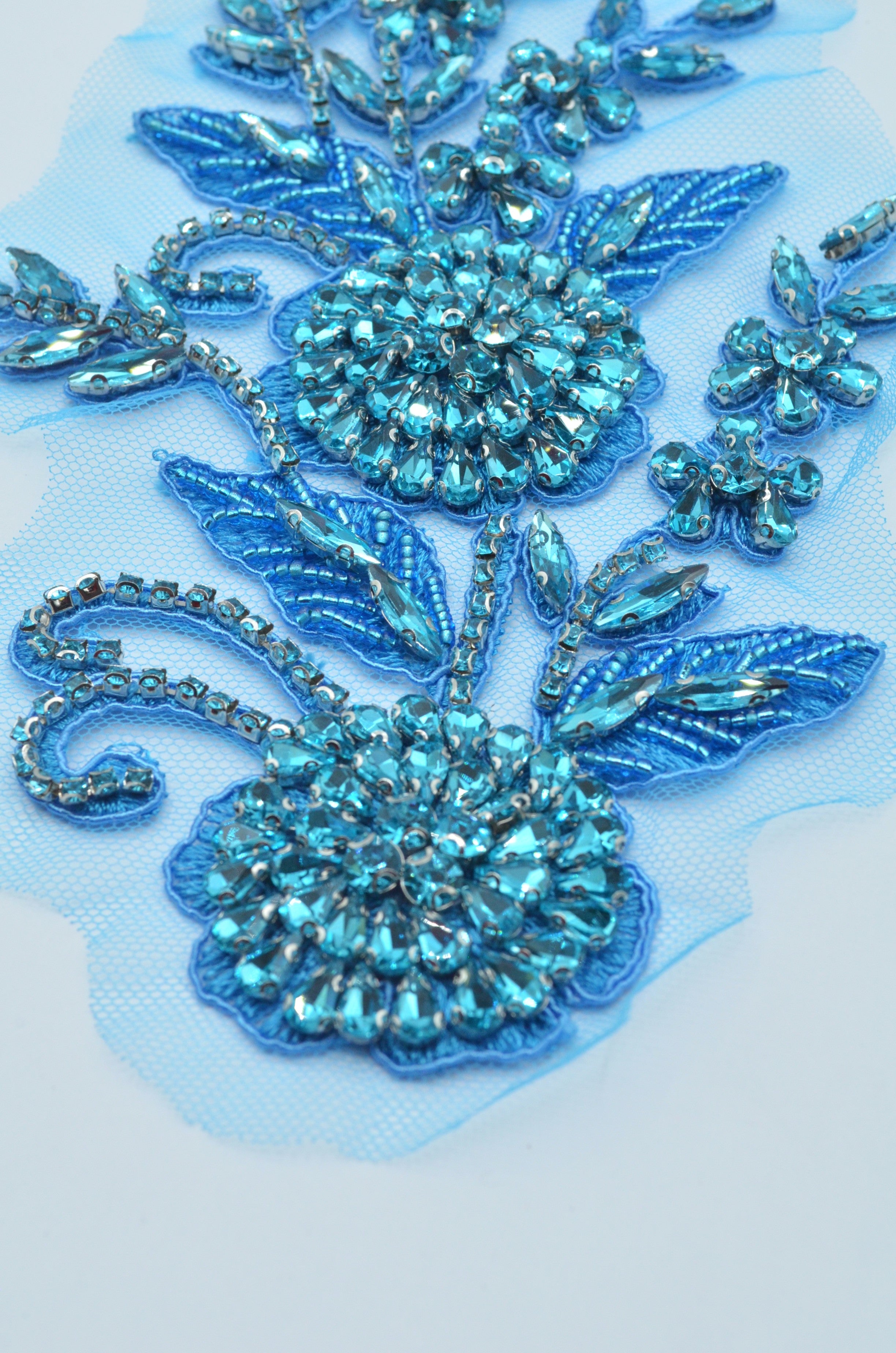 Aplicatie Broderie Pe Tull Cu Pietre 19x13cm, Albastru