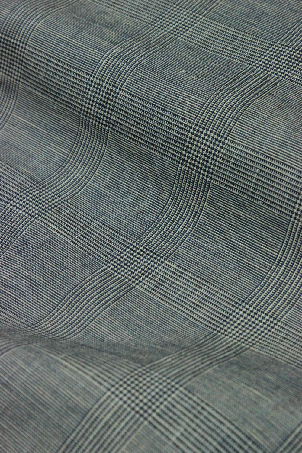 Tesatura In Cu Model