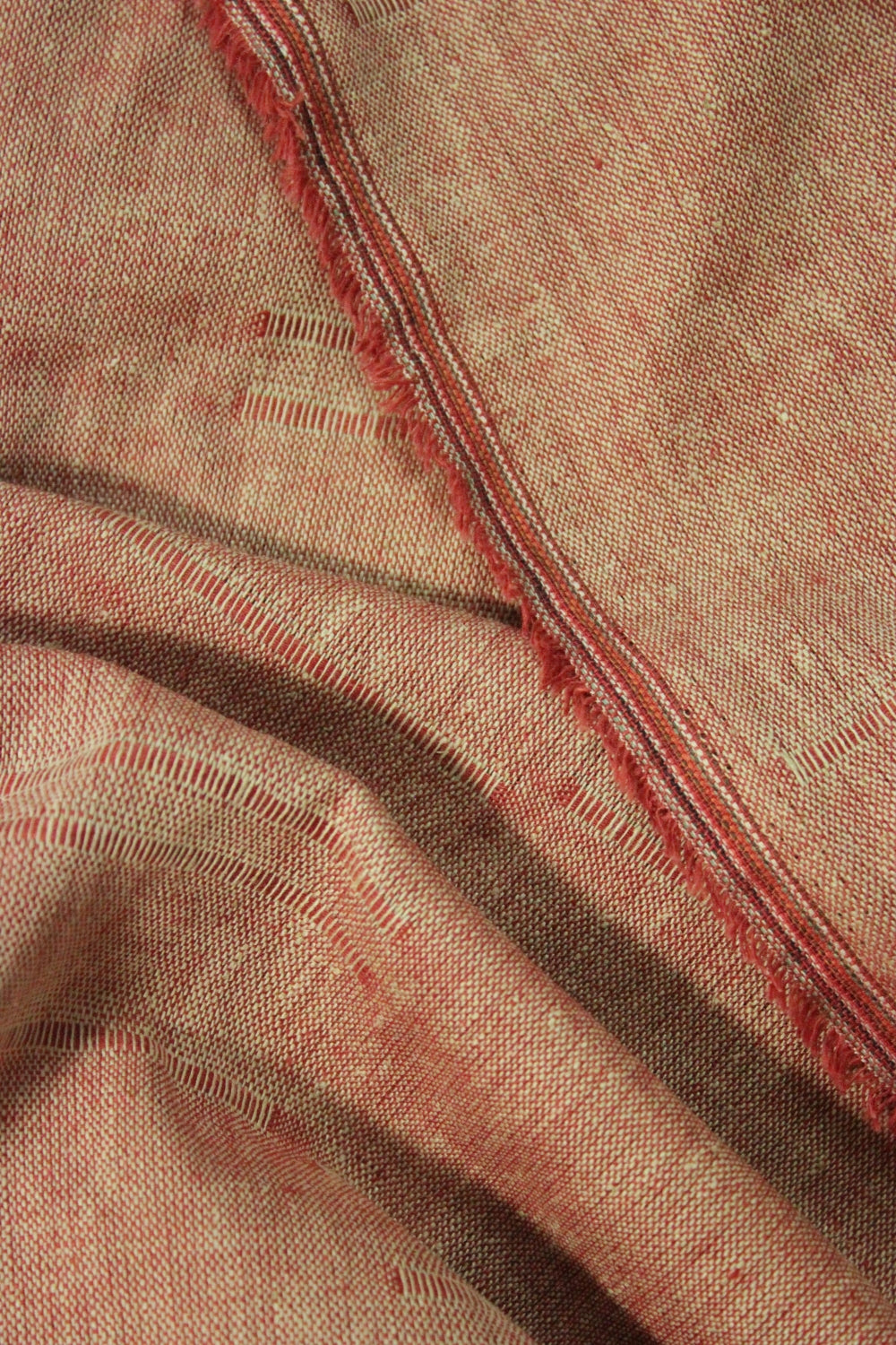 Tesatura In Cu Model