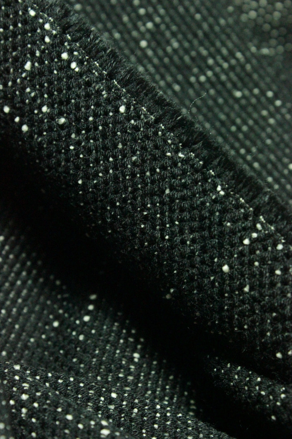 Tricot Elastic. Negru Cu Alb