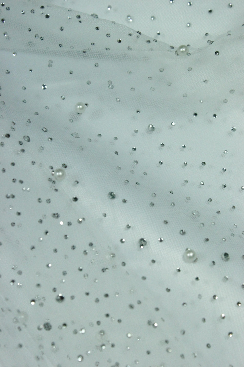 Tull Cu Perle Si Pietre, Alb