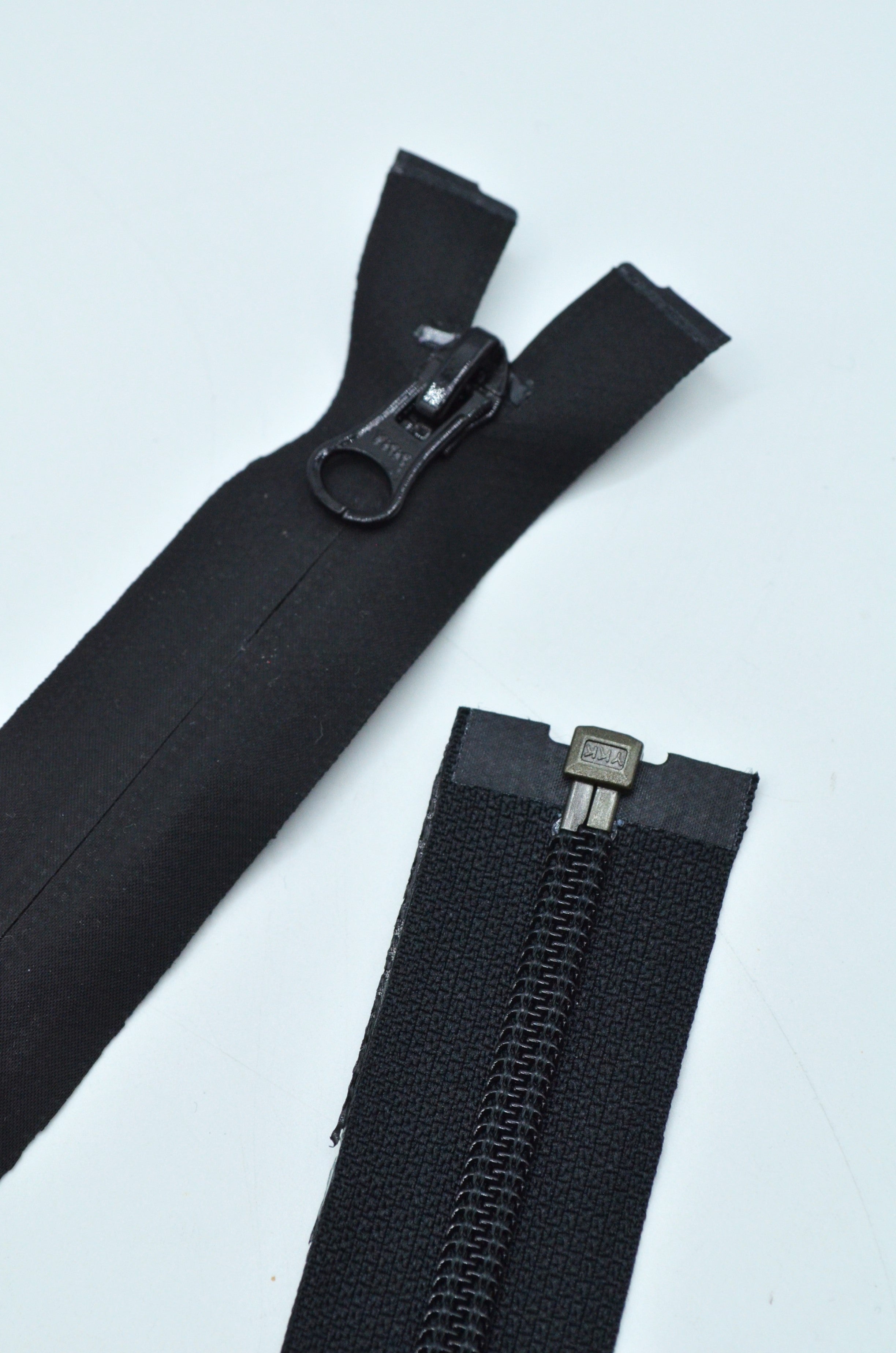 Fermoar De Plastic YKK Impermeabil 67cm, Negru