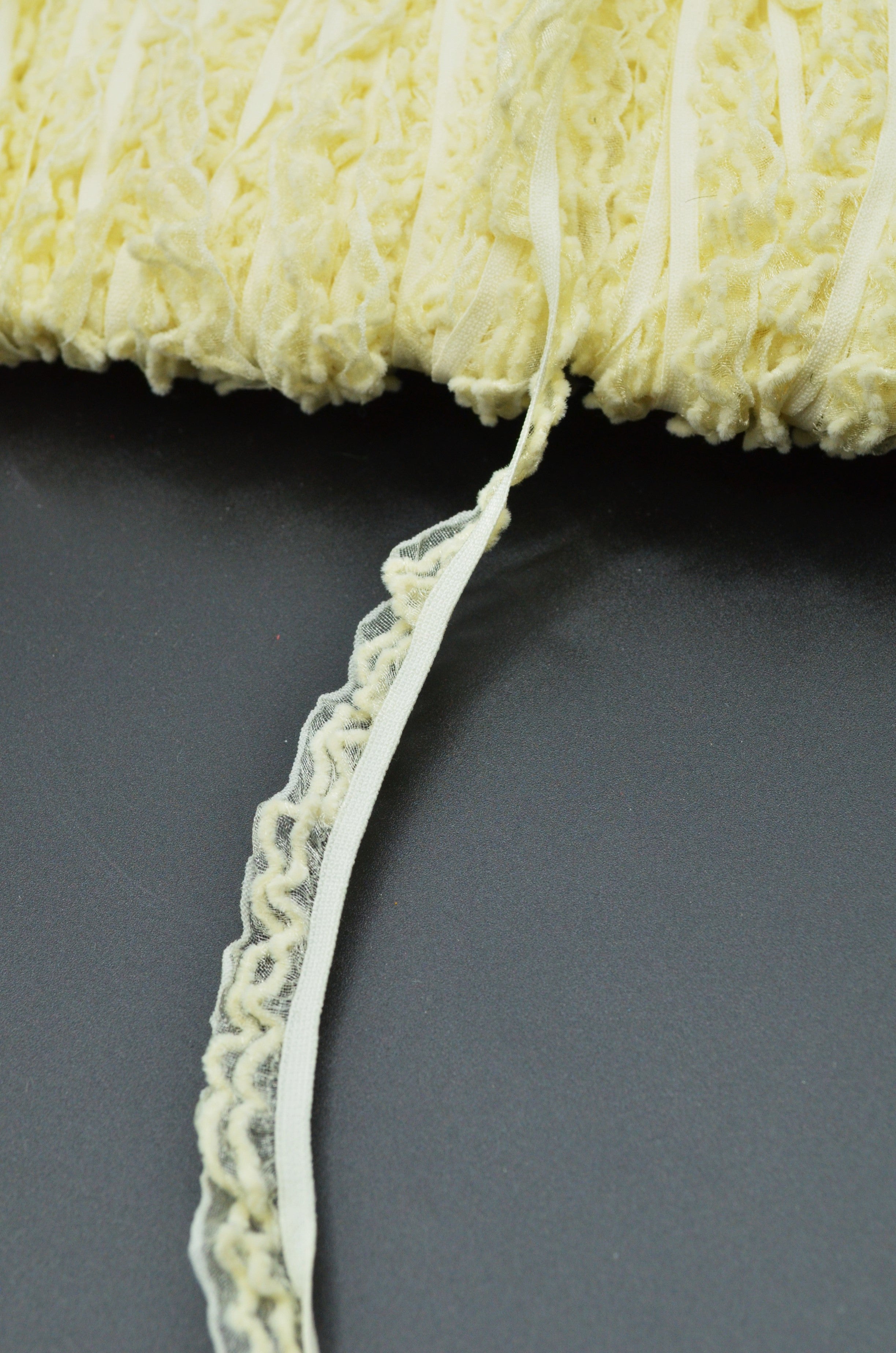 Elastic Cu Volane Din Organza, 15mm, Crem Unt