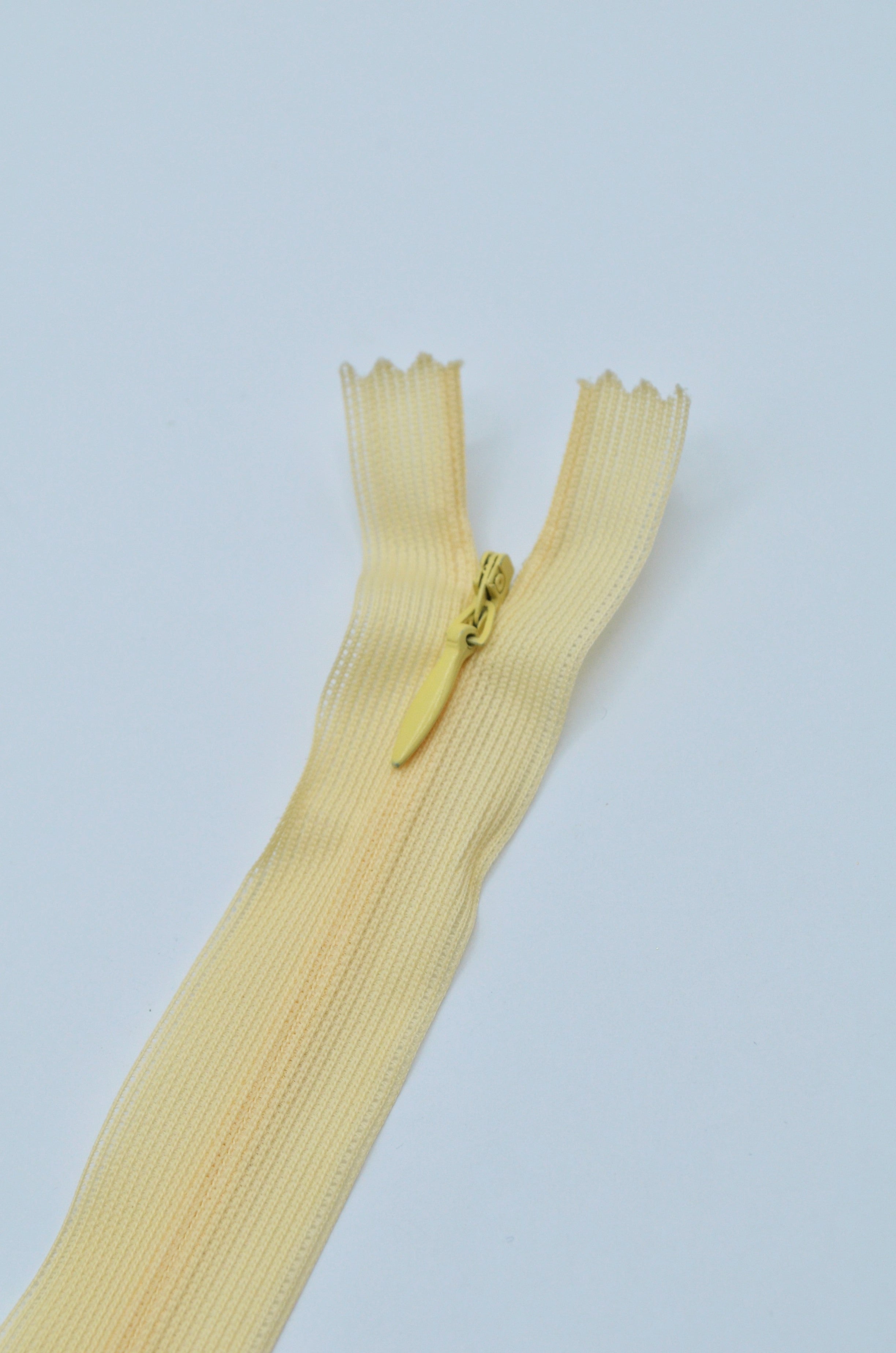 Fermoar Ascuns Pe Relon 20cm, Banan