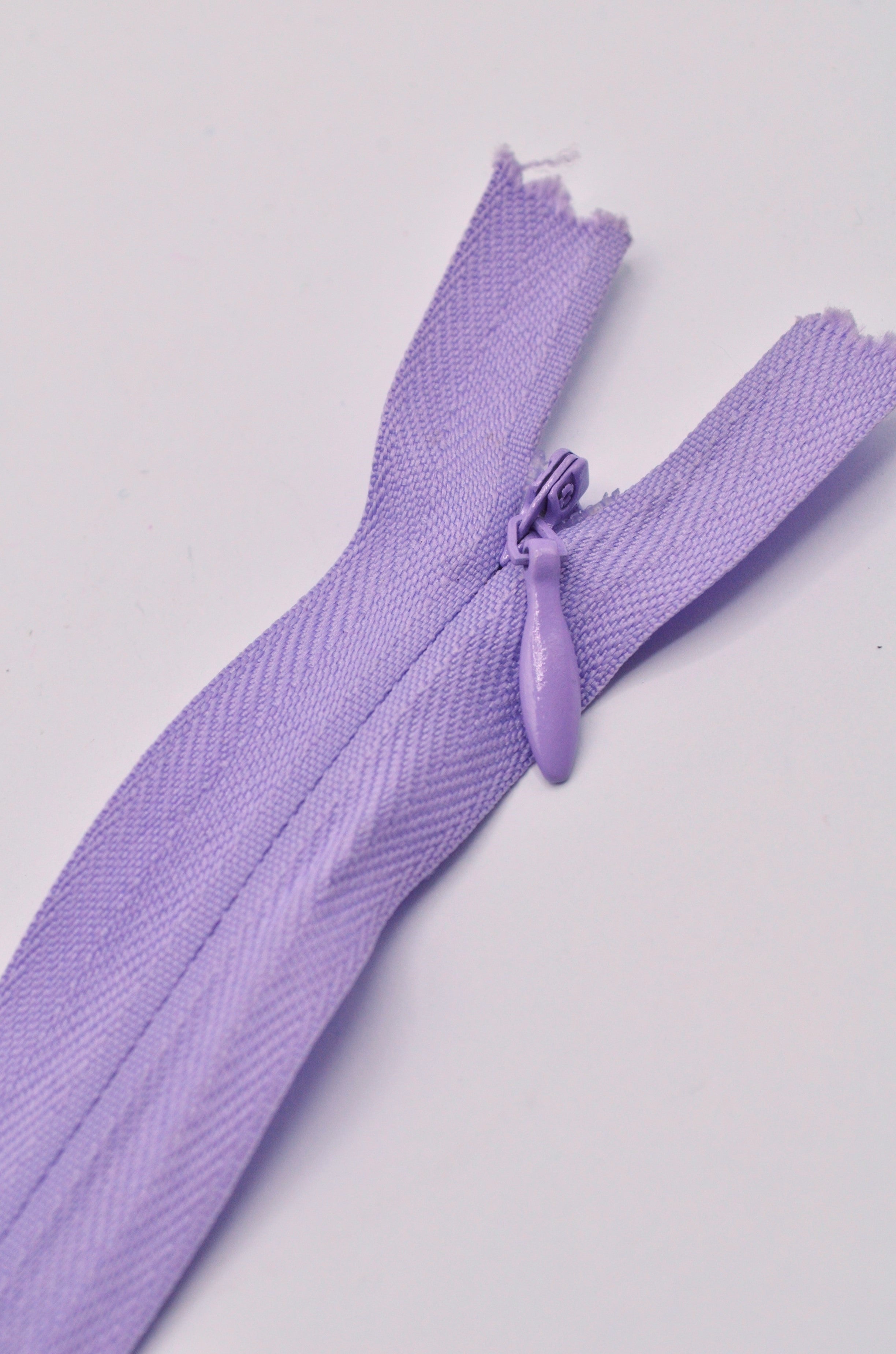 Fermoar Ascuns Pe Panza 20cm, Lila