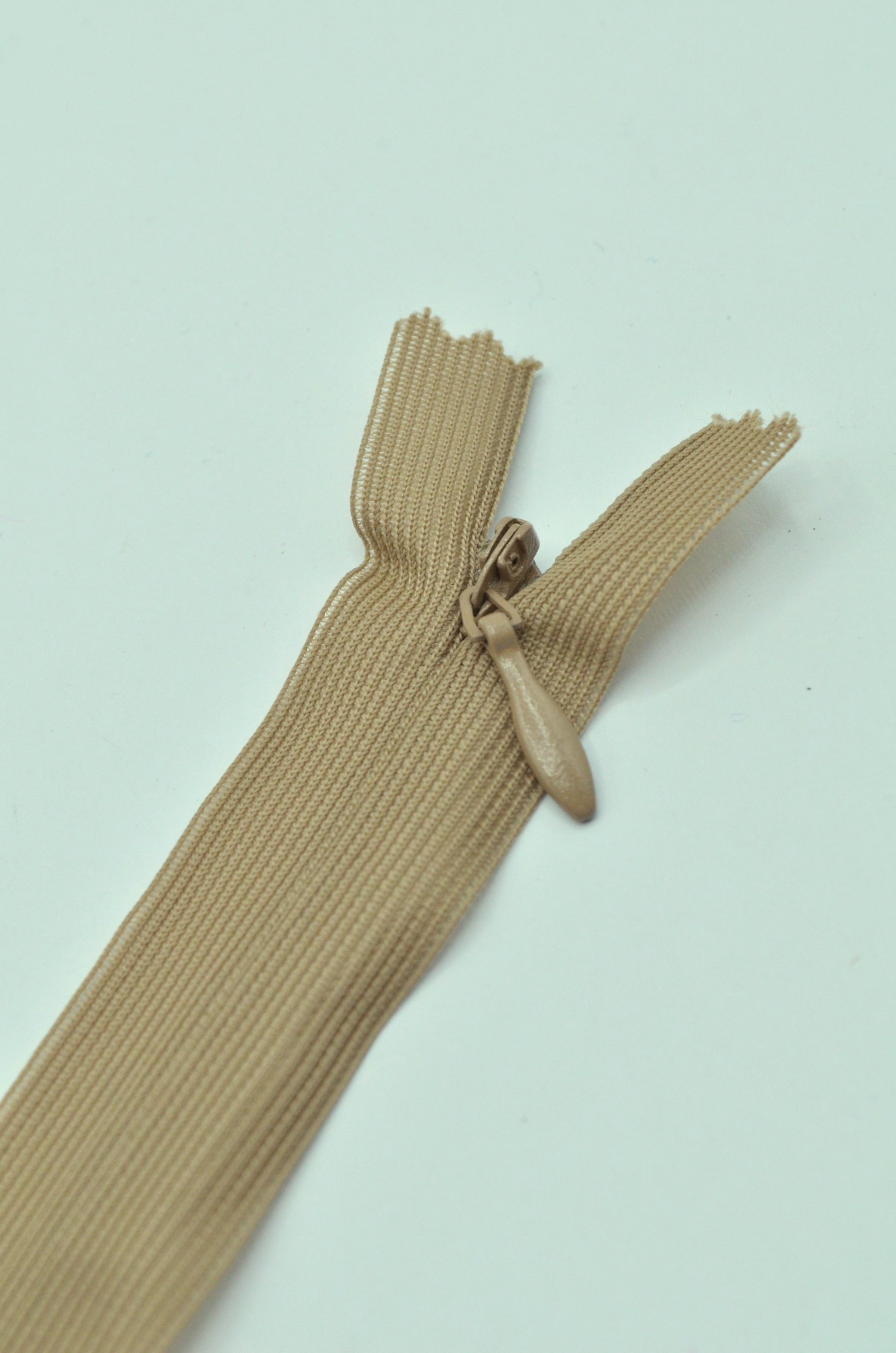 Fermoar Ascuns Pe Relon 20cm, Bej