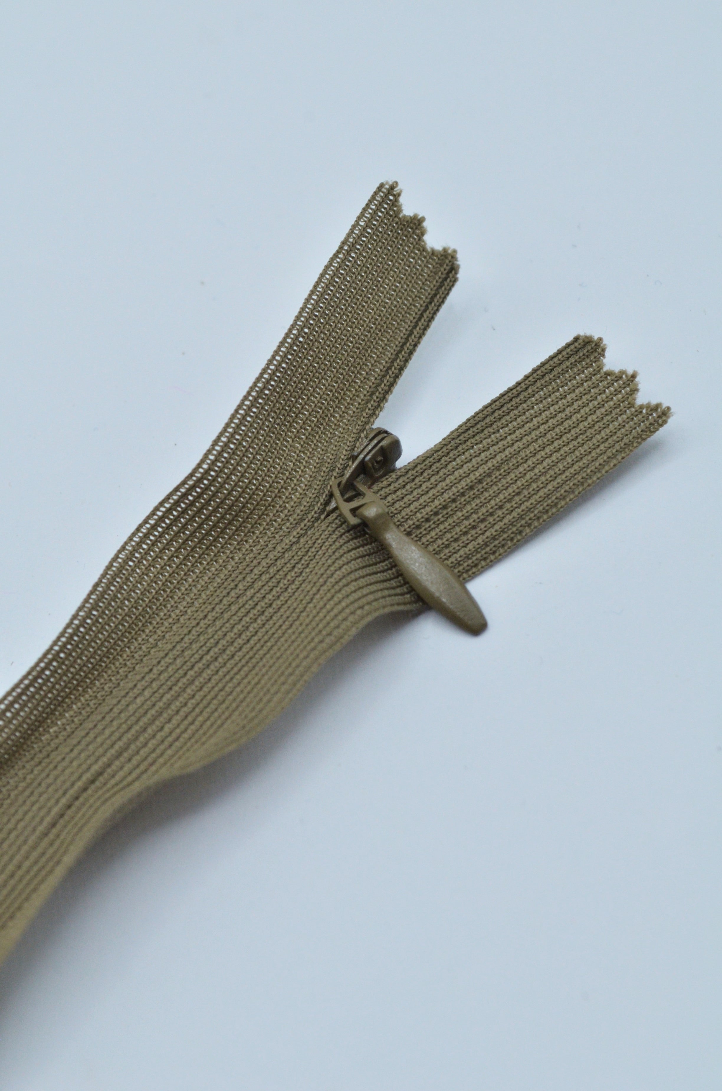 Fermoar Ascuns Pe Relon 20cm, Maro Kaki